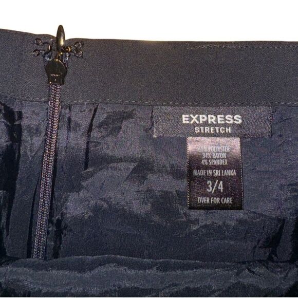 Express Stretch Women's Black Mini Skirt - Size 3/4 - Picture 6 of 6